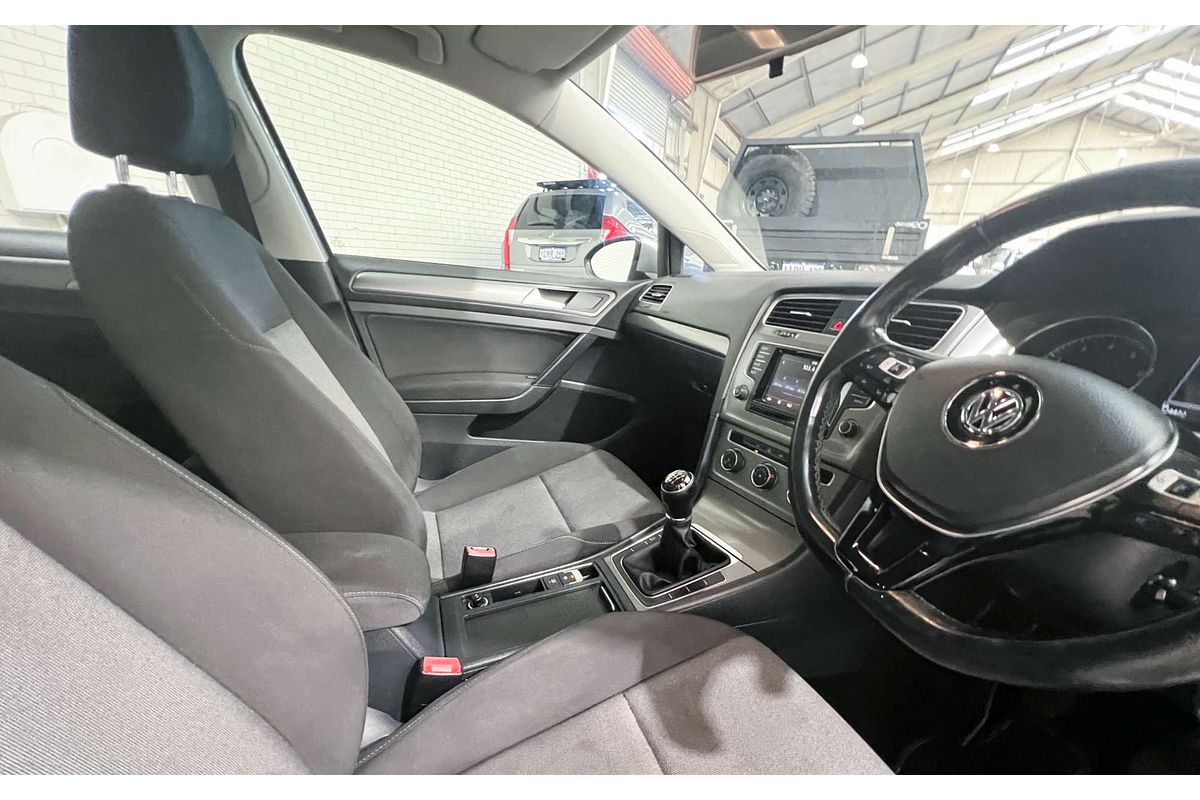 2015 Volkswagen Golf 90TSI 7