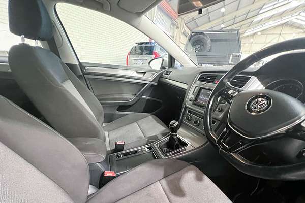 2015 Volkswagen Golf 90TSI 7
