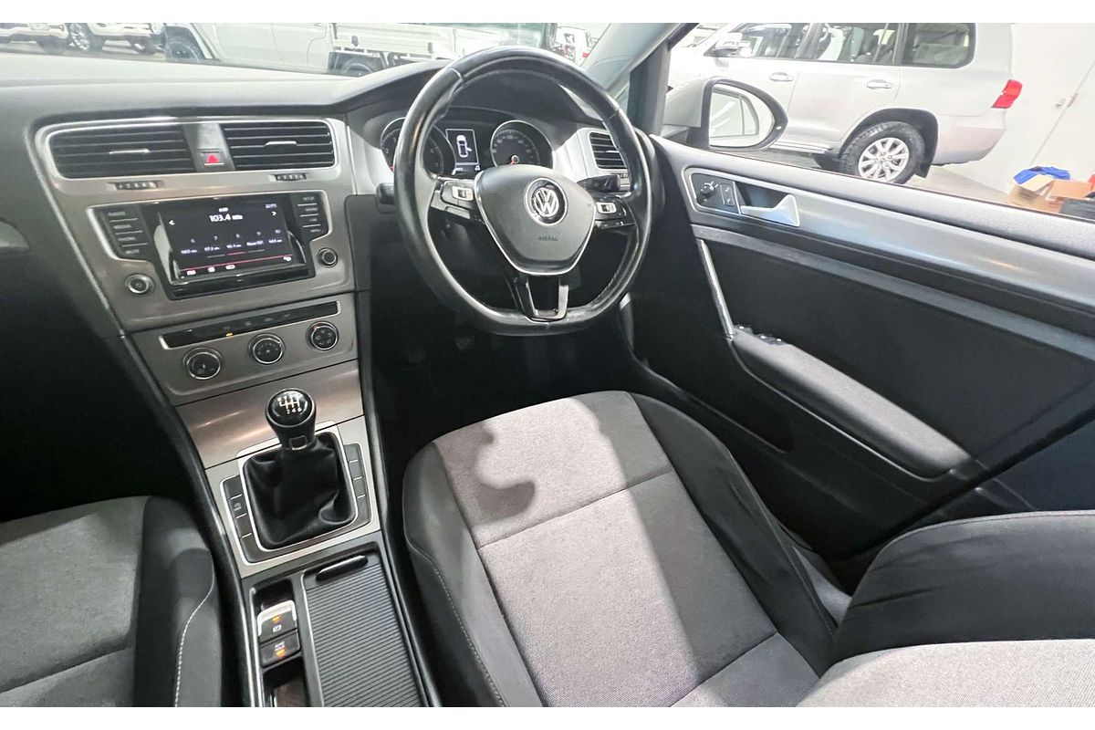 2015 Volkswagen Golf 90TSI 7