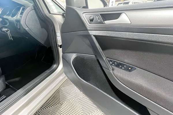 2015 Volkswagen Golf 90TSI 7