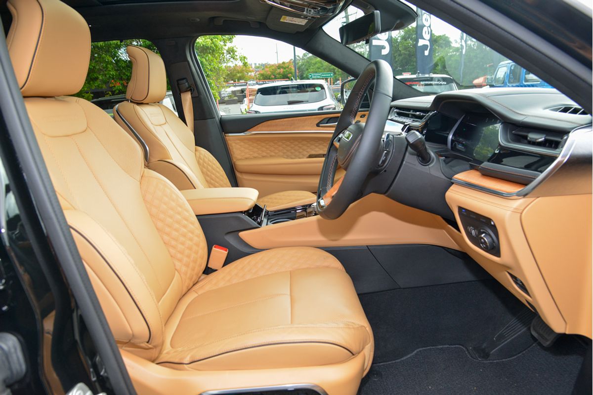 2023 Jeep Grand Cherokee Summit Reserve 4xe WL