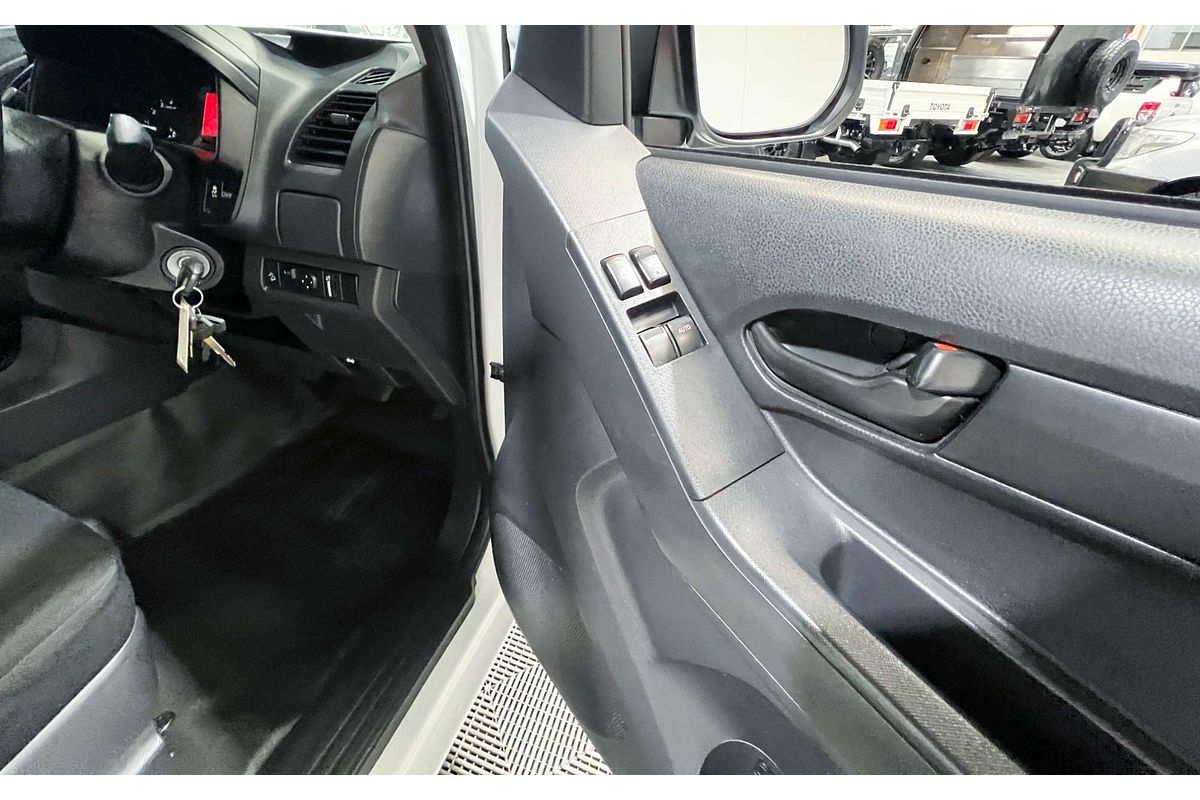 2019 Isuzu D-MAX SX High Ride Rear Wheel Drive