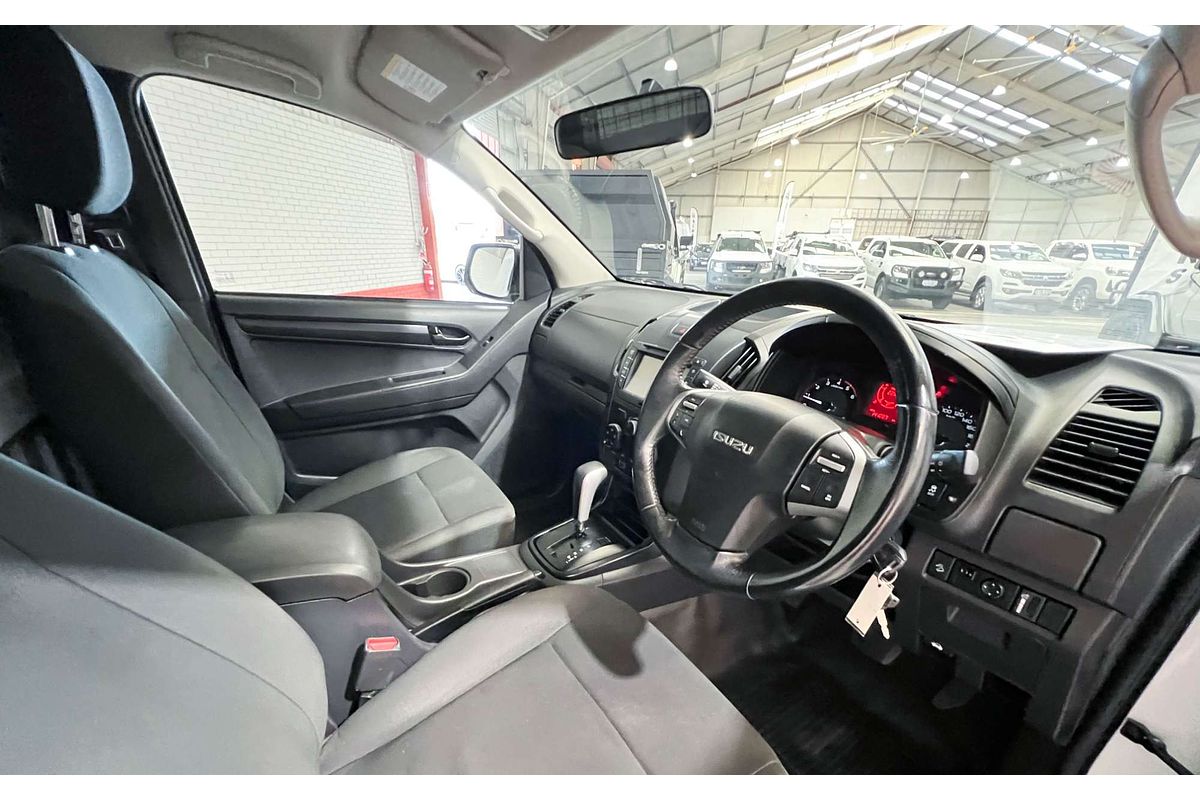 2019 Isuzu D-MAX SX High Ride Rear Wheel Drive