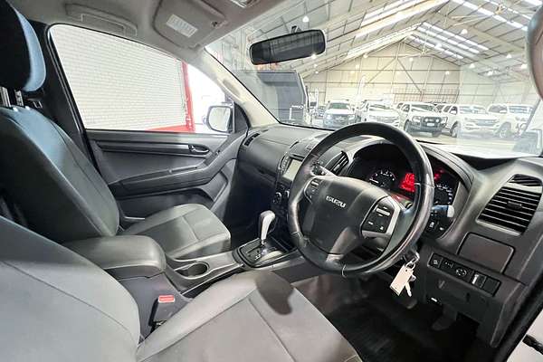 2019 Isuzu D-MAX SX High Ride Rear Wheel Drive