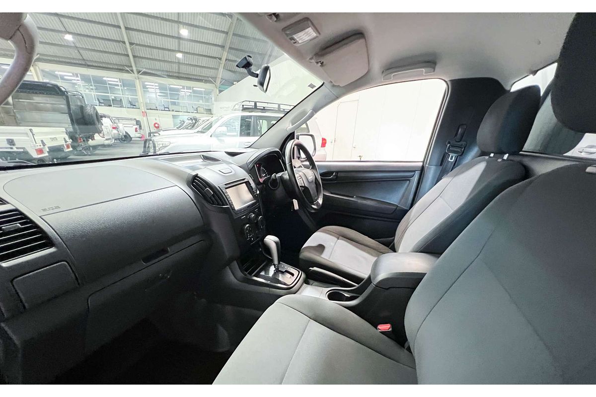 2019 Isuzu D-MAX SX High Ride Rear Wheel Drive