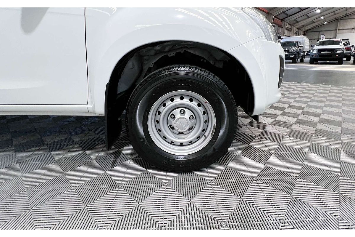 2019 Isuzu D-MAX SX High Ride Rear Wheel Drive