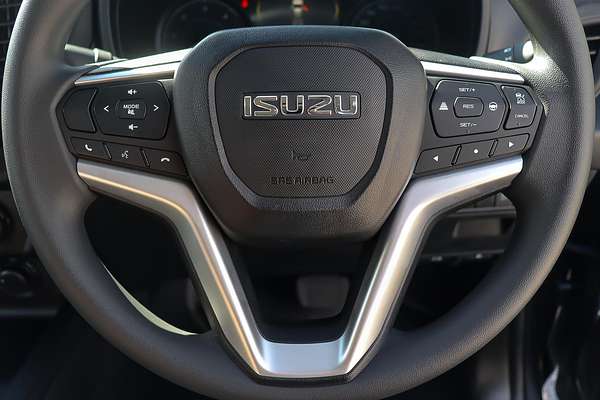 2025 Isuzu D-MAX SX 4X4