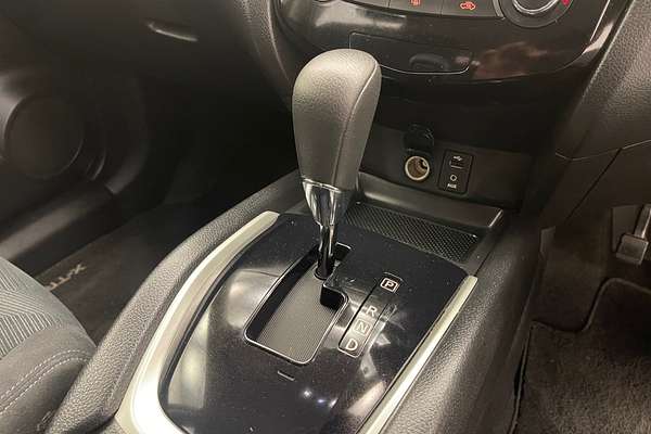 2014 Nissan X-TRAIL ST T32