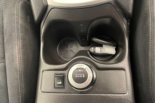 2014 Nissan X-TRAIL ST T32