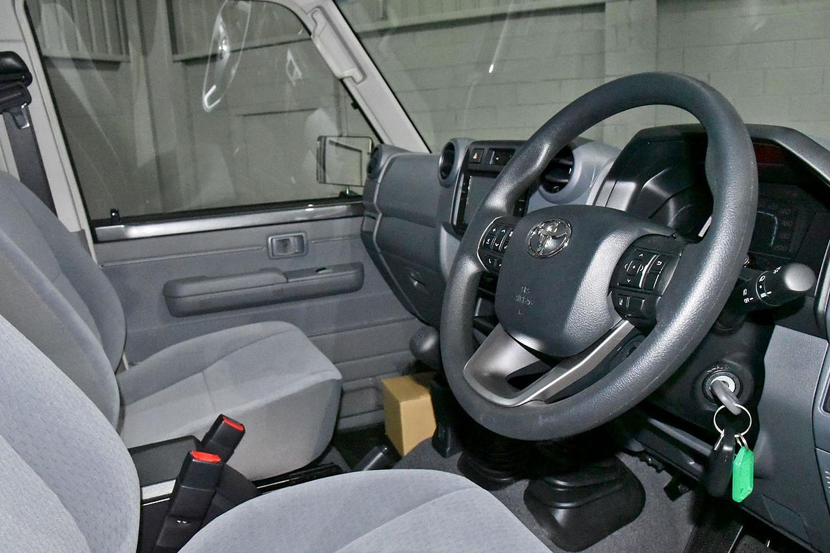 2025 Toyota Landcruiser GXL VDJL79R 4X4