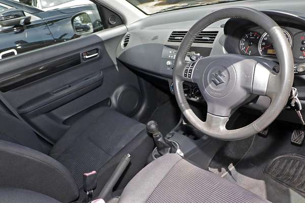 2007 Suzuki Swift S RS415
