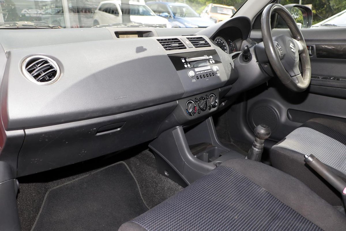 2007 Suzuki Swift S RS415