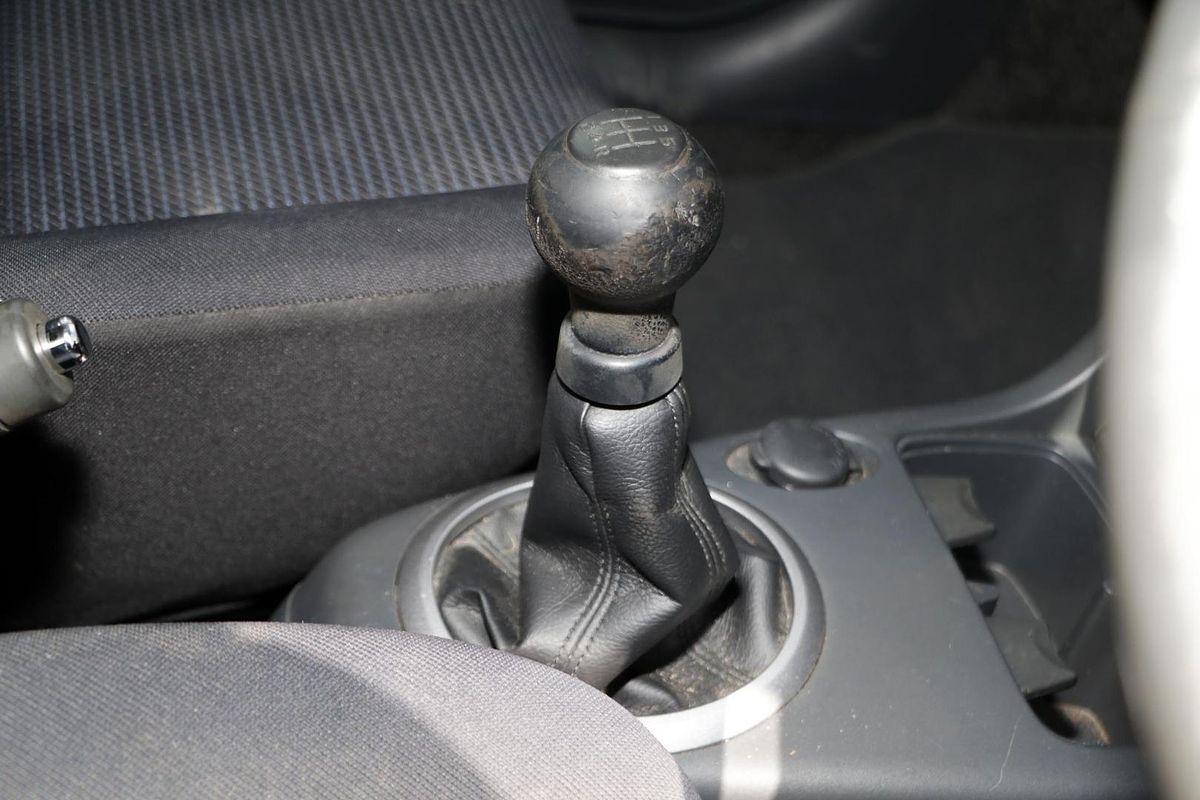 2007 Suzuki Swift S RS415