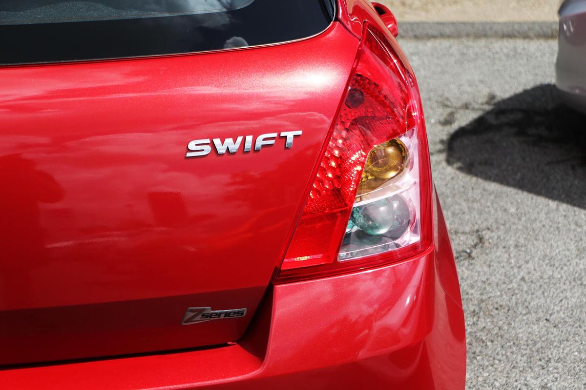2007 Suzuki Swift S RS415