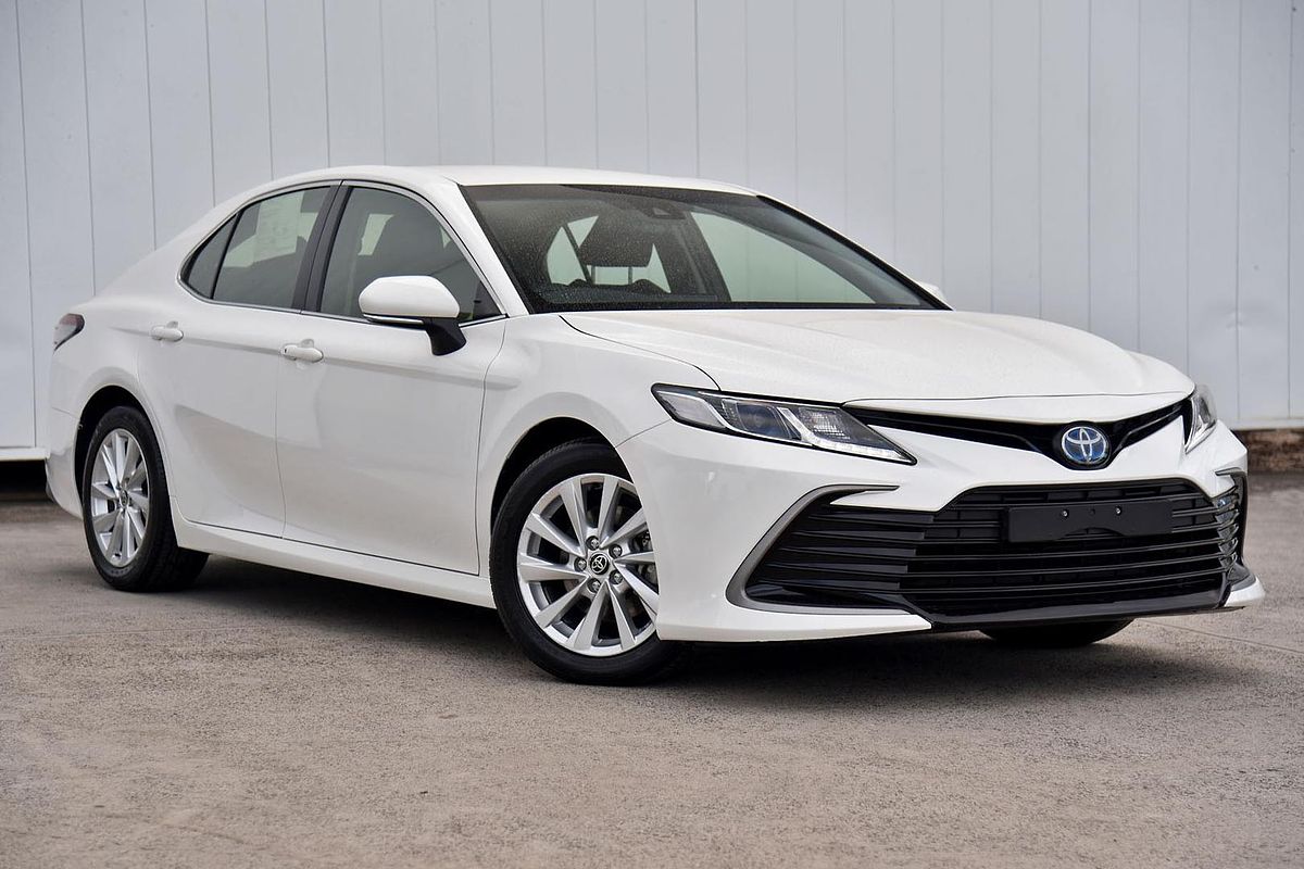 2024 Toyota Camry Ascent AXVH70R