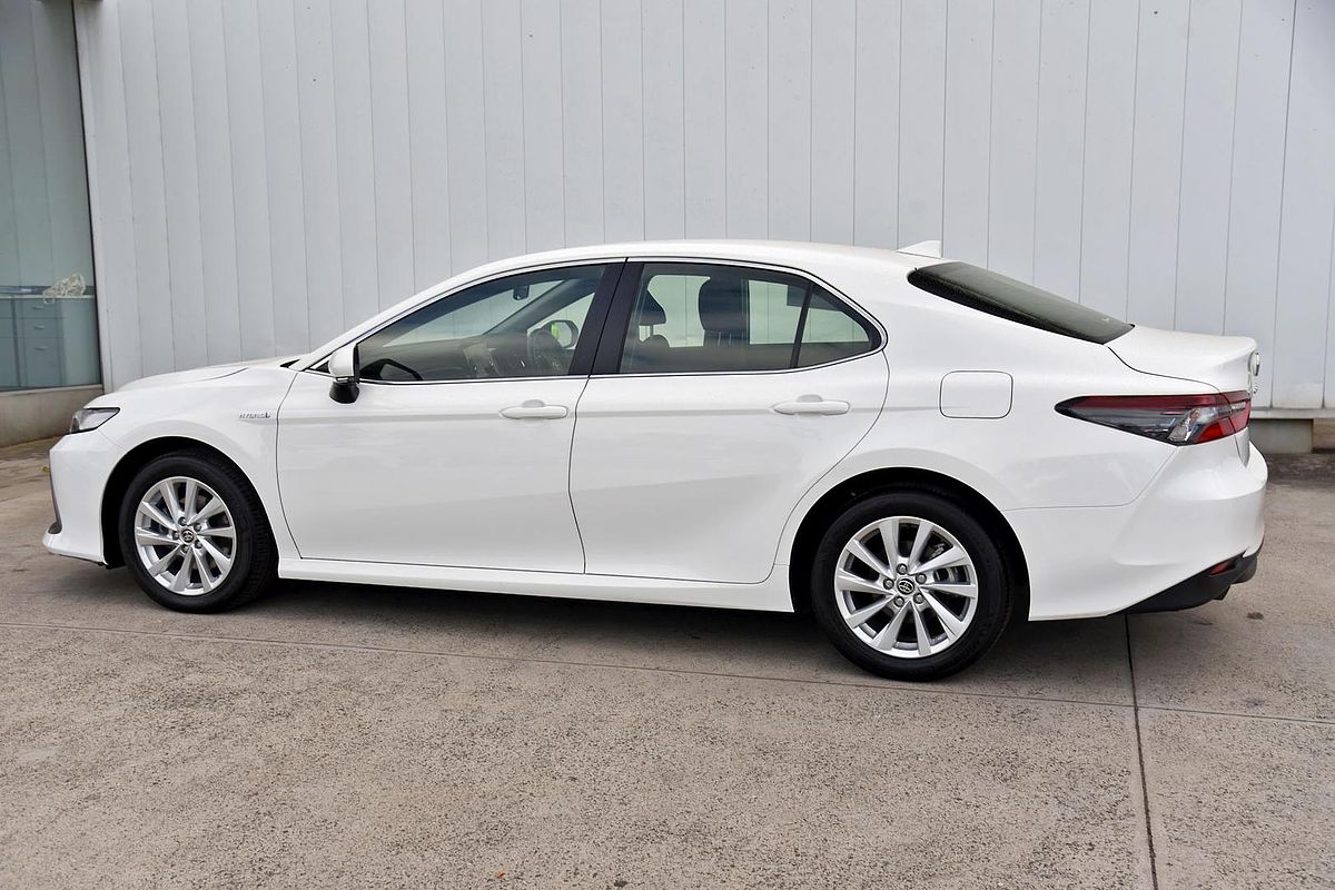2024 Toyota Camry Ascent AXVH70R