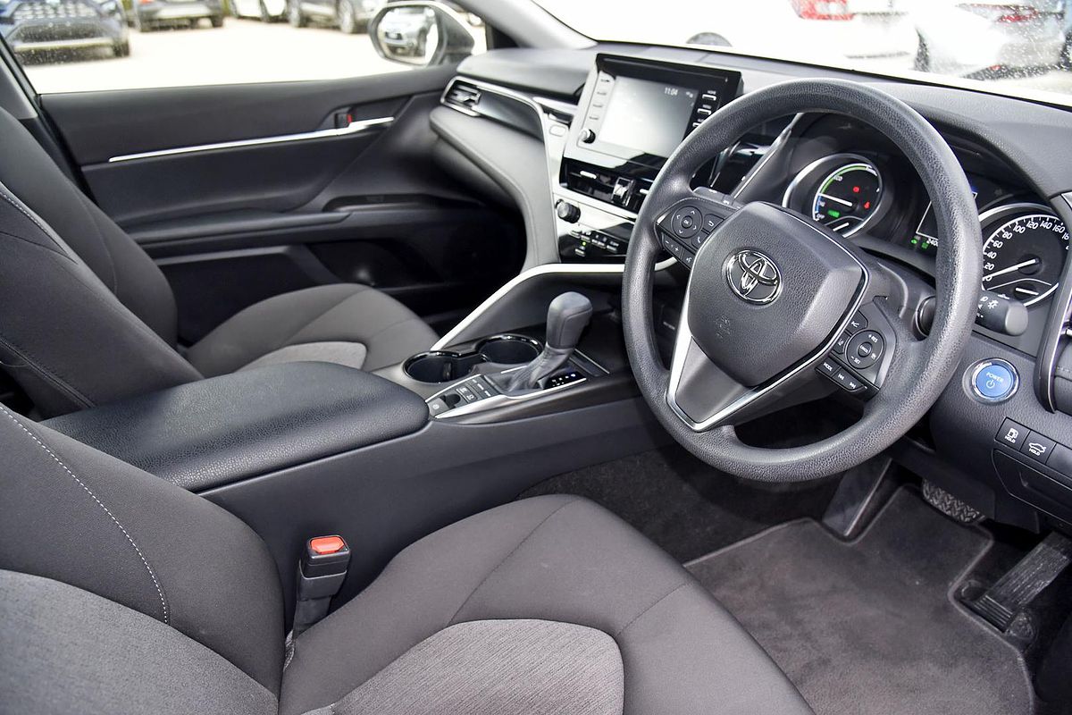 2024 Toyota Camry Ascent AXVH70R