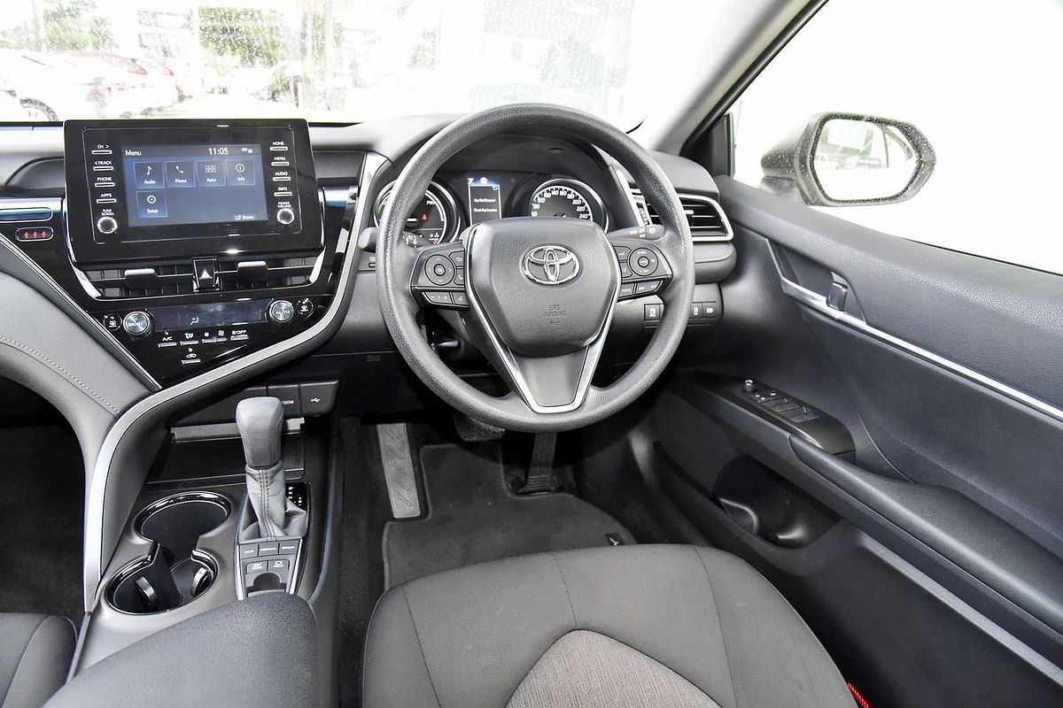 2024 Toyota Camry Ascent AXVH70R