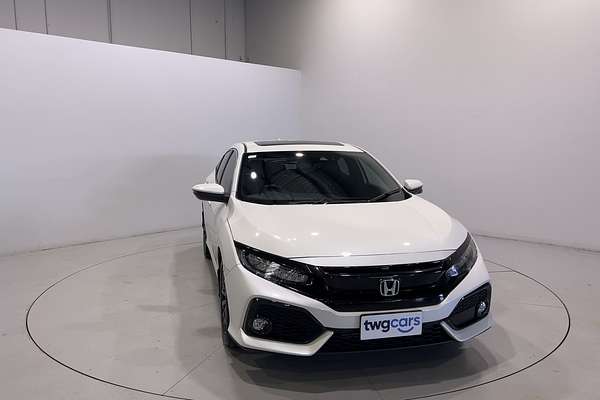 2019 Honda Civic VTi-LX 10th Gen