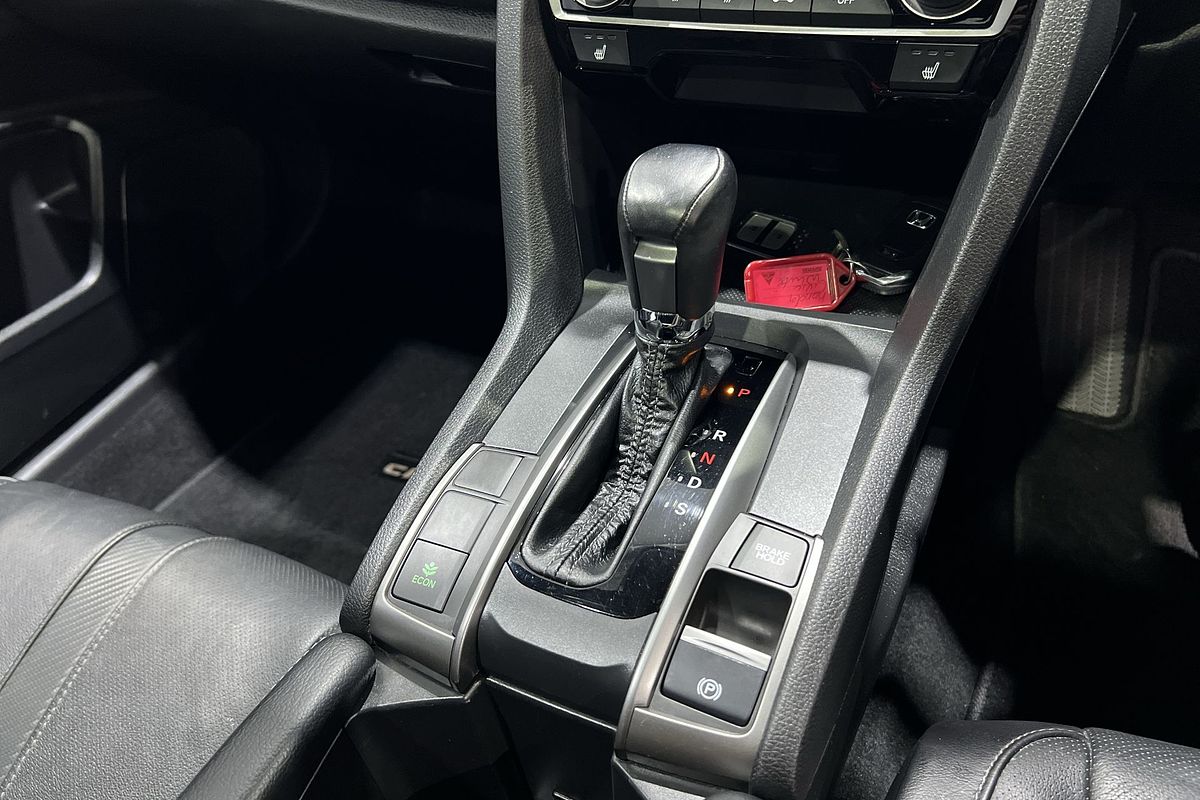 2019 Honda Civic VTi-LX 10th Gen