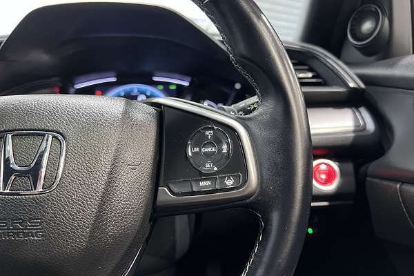2019 Honda Civic VTi-LX 10th Gen