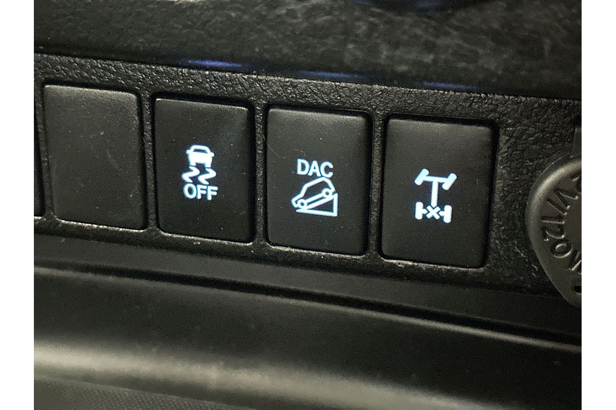 2020 Toyota Hilux SR GUN126R 4X4