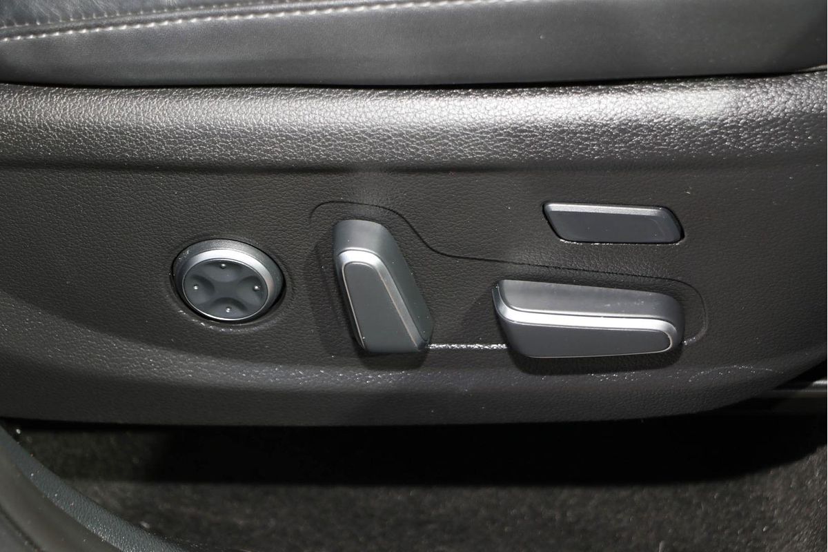 2022 Hyundai Santa Fe Highlander TM.V4