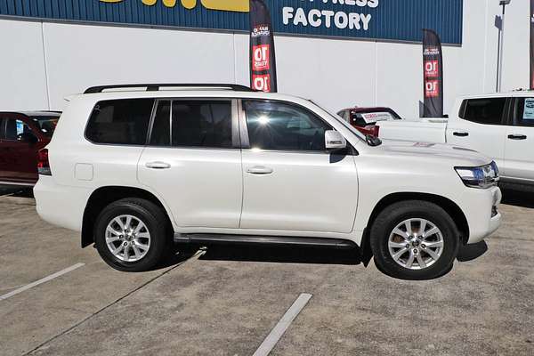 2017 Toyota Landcruiser VX VDJ200R