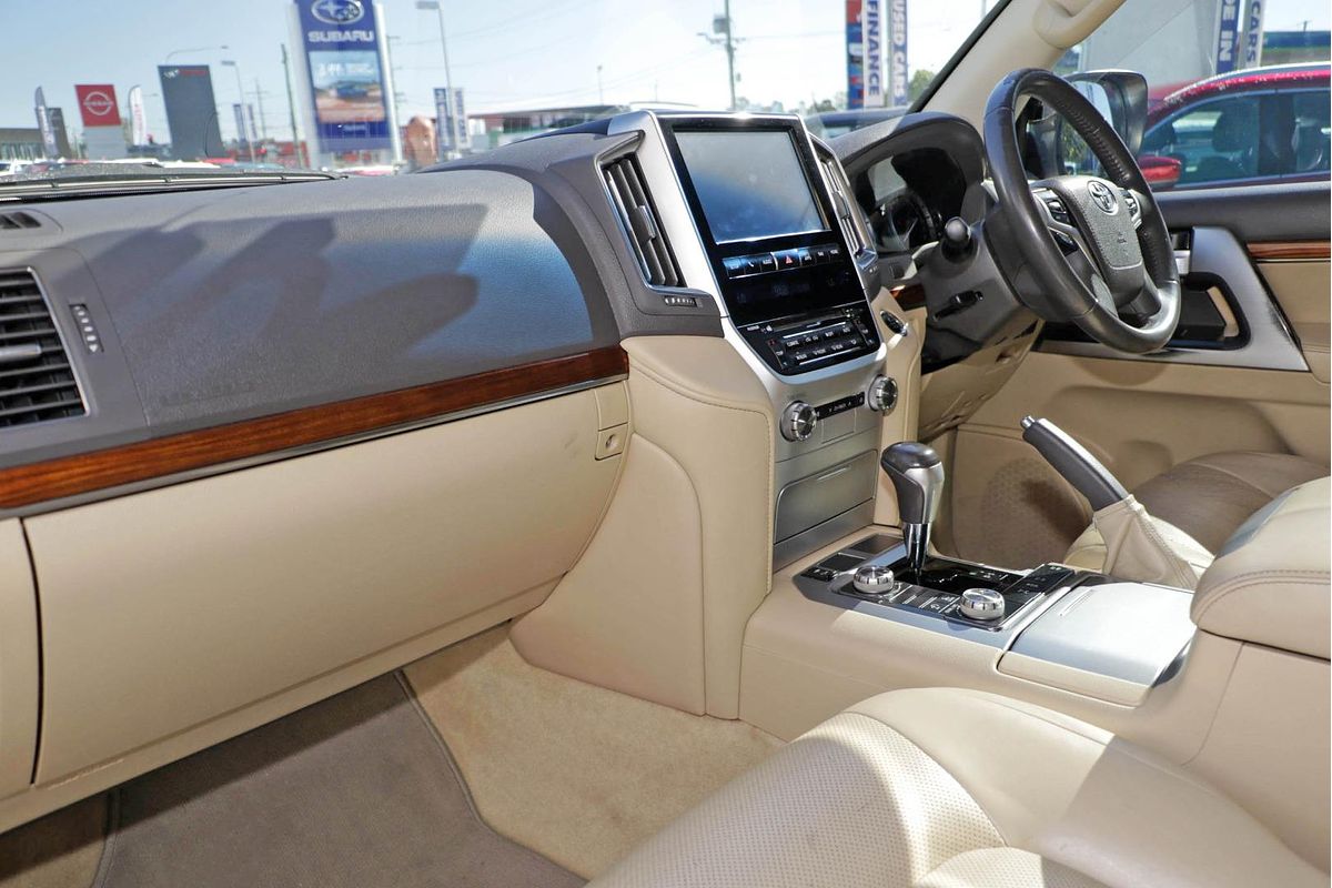 2017 Toyota Landcruiser VX VDJ200R