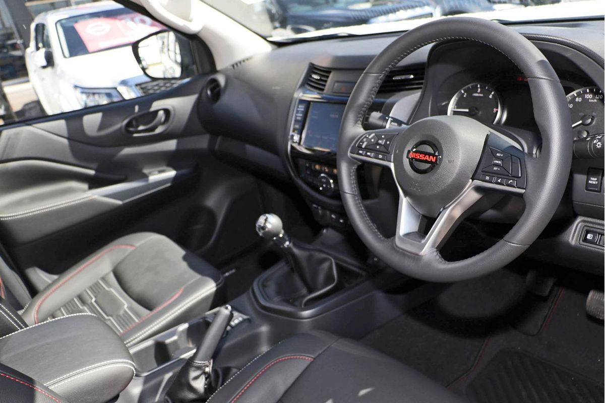 2024 Nissan Navara PRO-4X Warrior D23 4X4