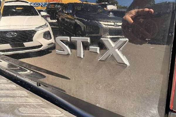 2017 Nissan Navara ST-X D23 Series 2 4X4