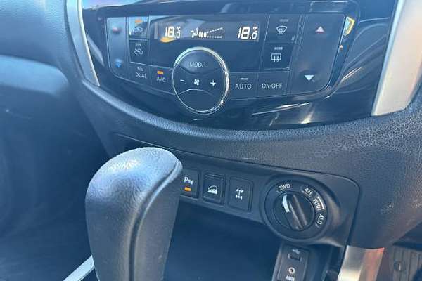 2017 Nissan Navara ST-X D23 Series 2 4X4