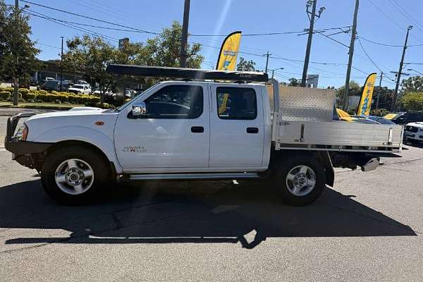 2012 Nissan Navara ST-R Special Edition D22 4X4