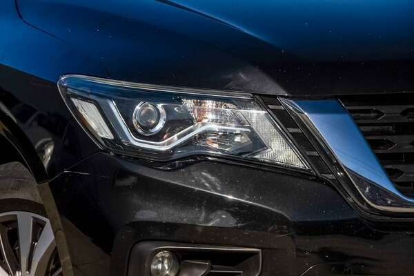 2017 Nissan Pathfinder ST-L R52 Series II