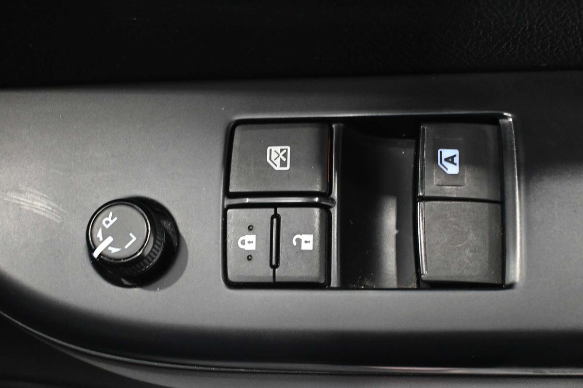 2022 Toyota Hilux Workmate TGN121R Rear Wheel Drive