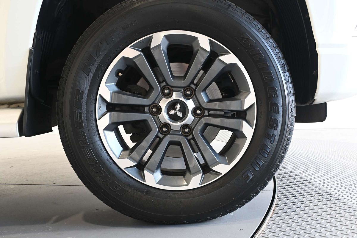 2019 Mitsubishi Triton GLS MR 4X4