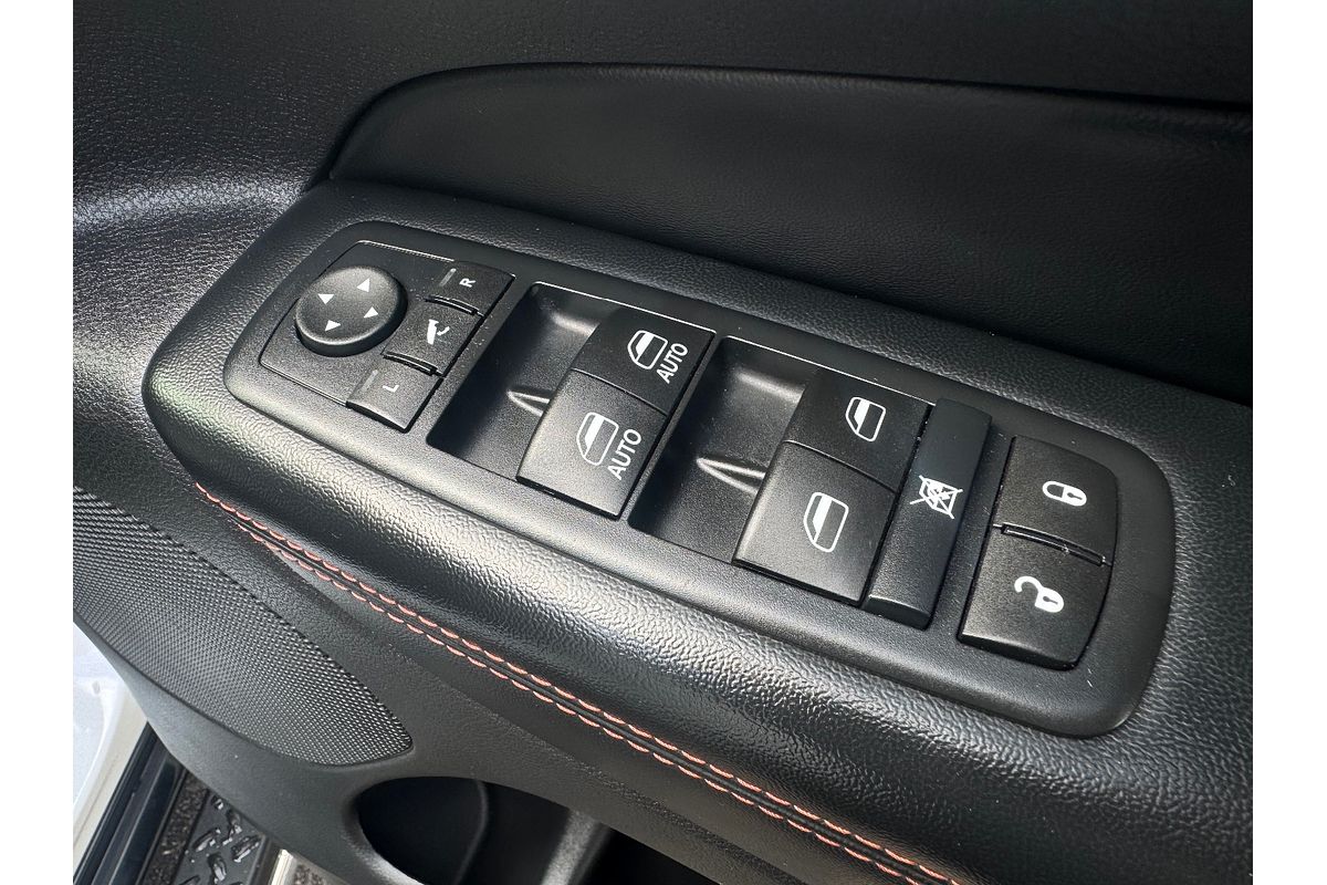 2016 Jeep Grand Cherokee 75th Anniversary WK