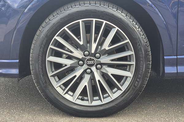 2021 Audi Q3 35 TFSI S line F3