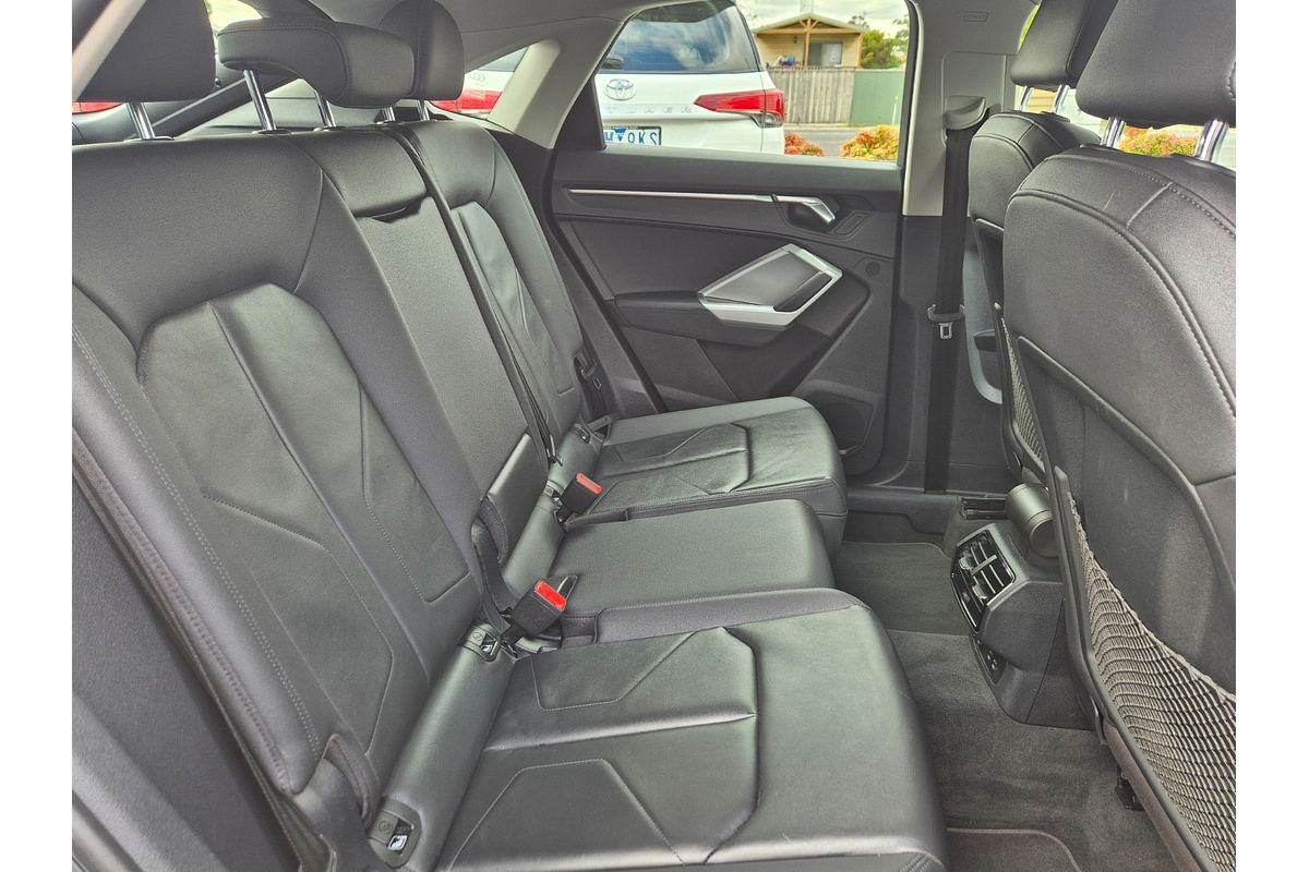 2021 Audi Q3 35 TFSI S line F3