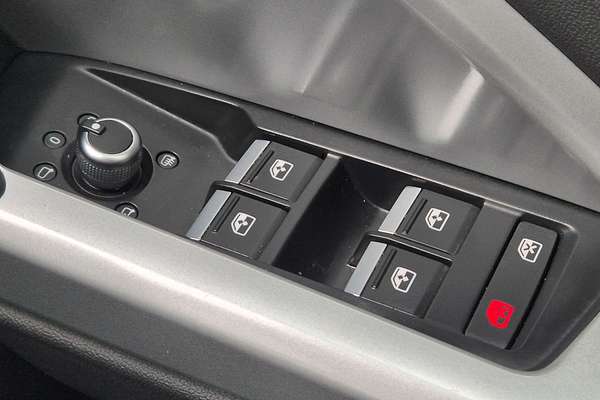 2021 Audi Q3 35 TFSI S line F3