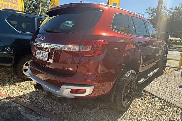 2015 Ford Everest Titanium UA