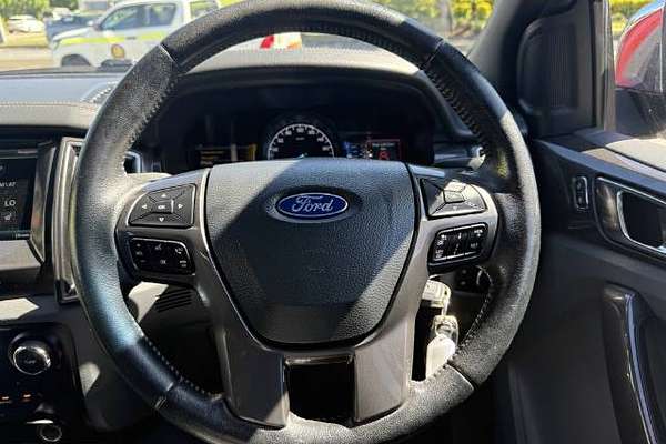 2015 Ford Everest Titanium UA