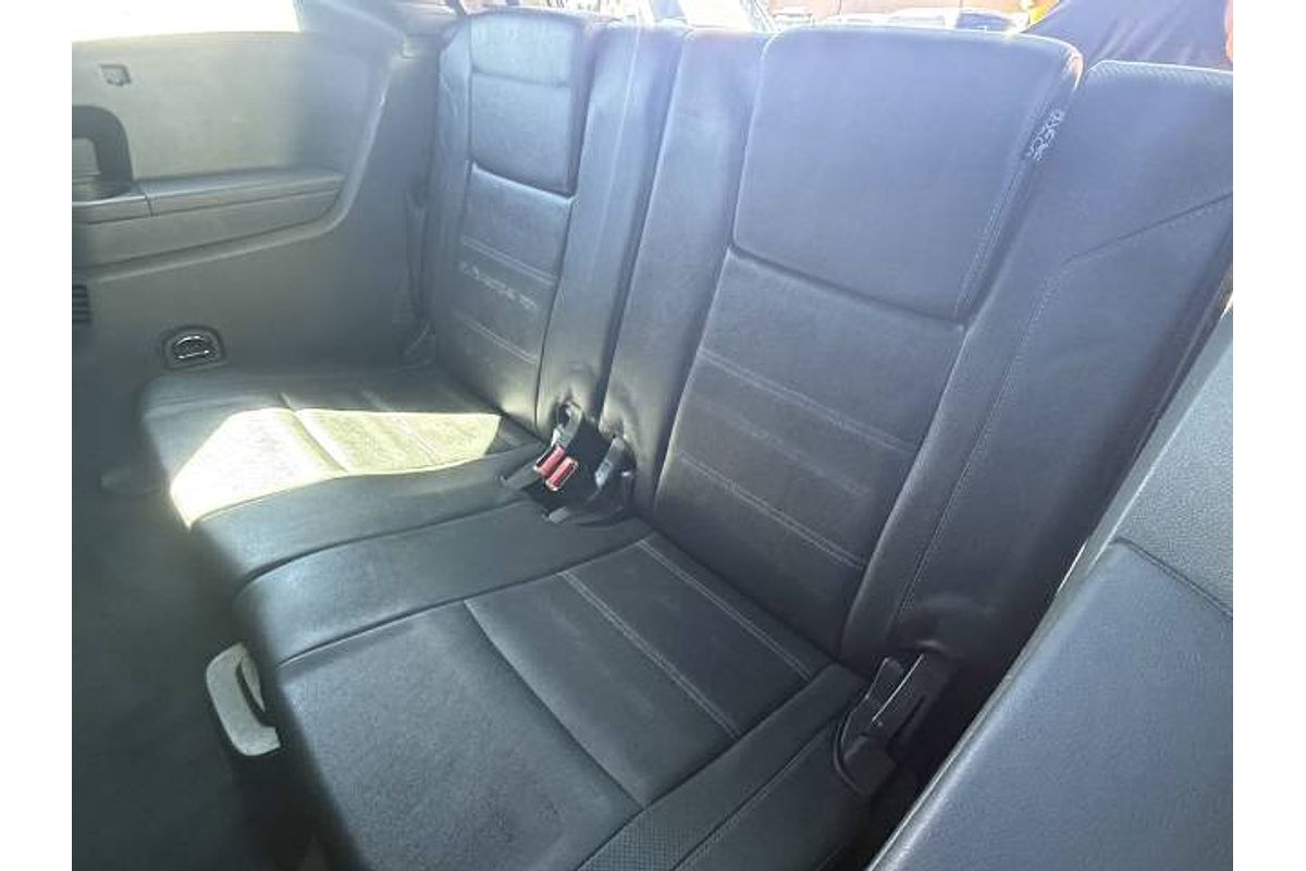 2015 Ford Everest Titanium UA