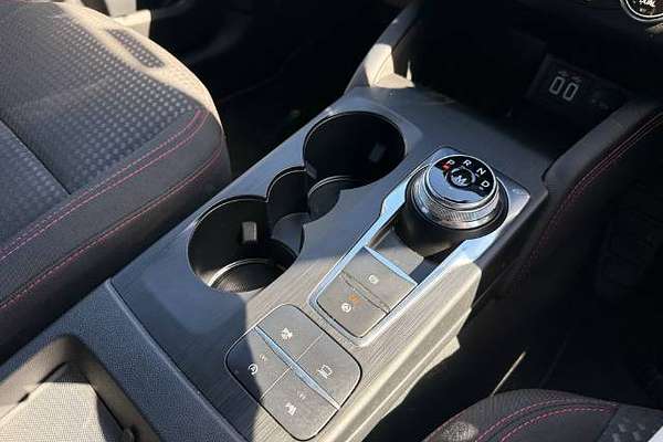 2021 Ford Escape ST-Line ZH