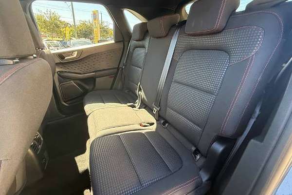 2021 Ford Escape ST-Line ZH