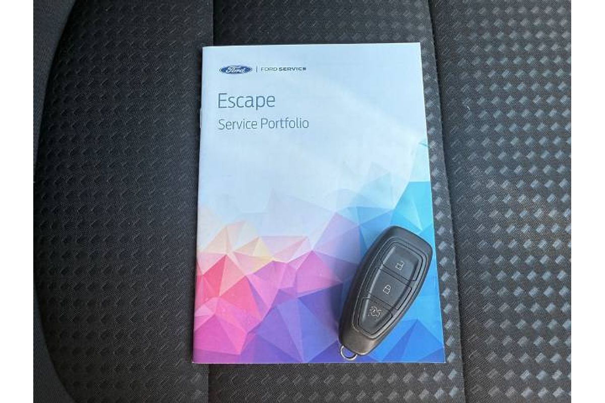 2021 Ford Escape ST-Line ZH