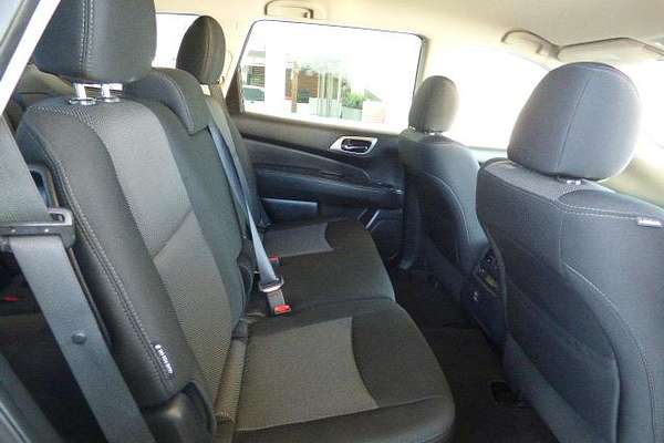 2019 Nissan Pathfinder ST R52 Series III