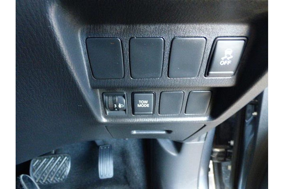 2019 Nissan Pathfinder ST R52 Series III