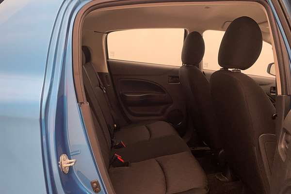 2021 Mitsubishi Mirage ES LB