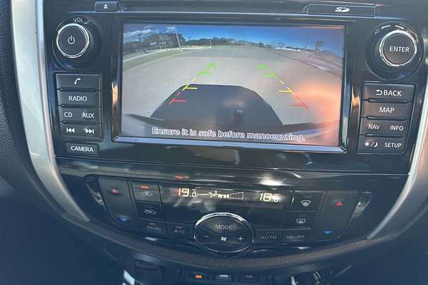 2015 Nissan Navara ST-X D23 4X4